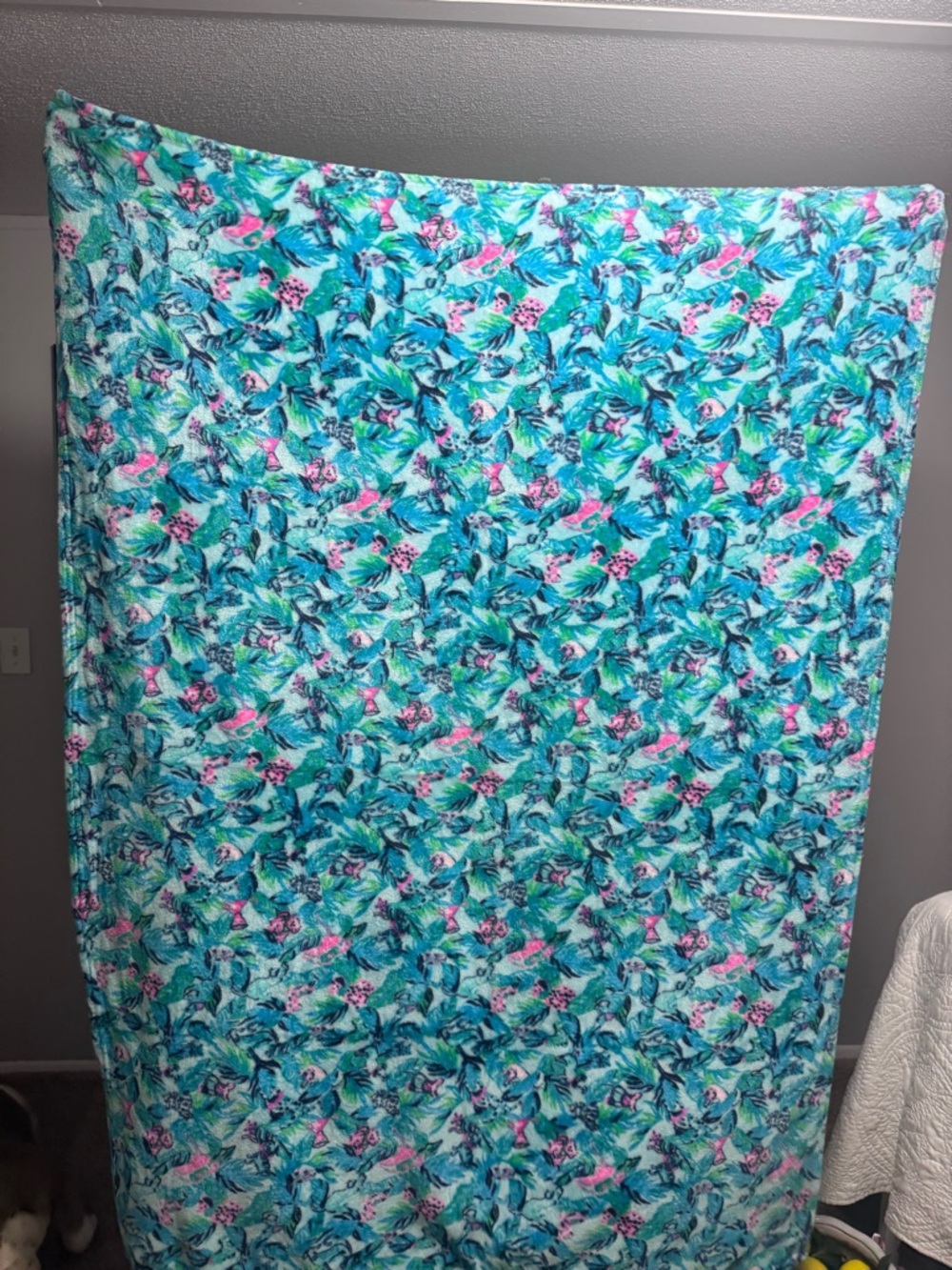 Lilly Pulitzer Turquoise Floral Print Quilt - Pink & Teal Accents